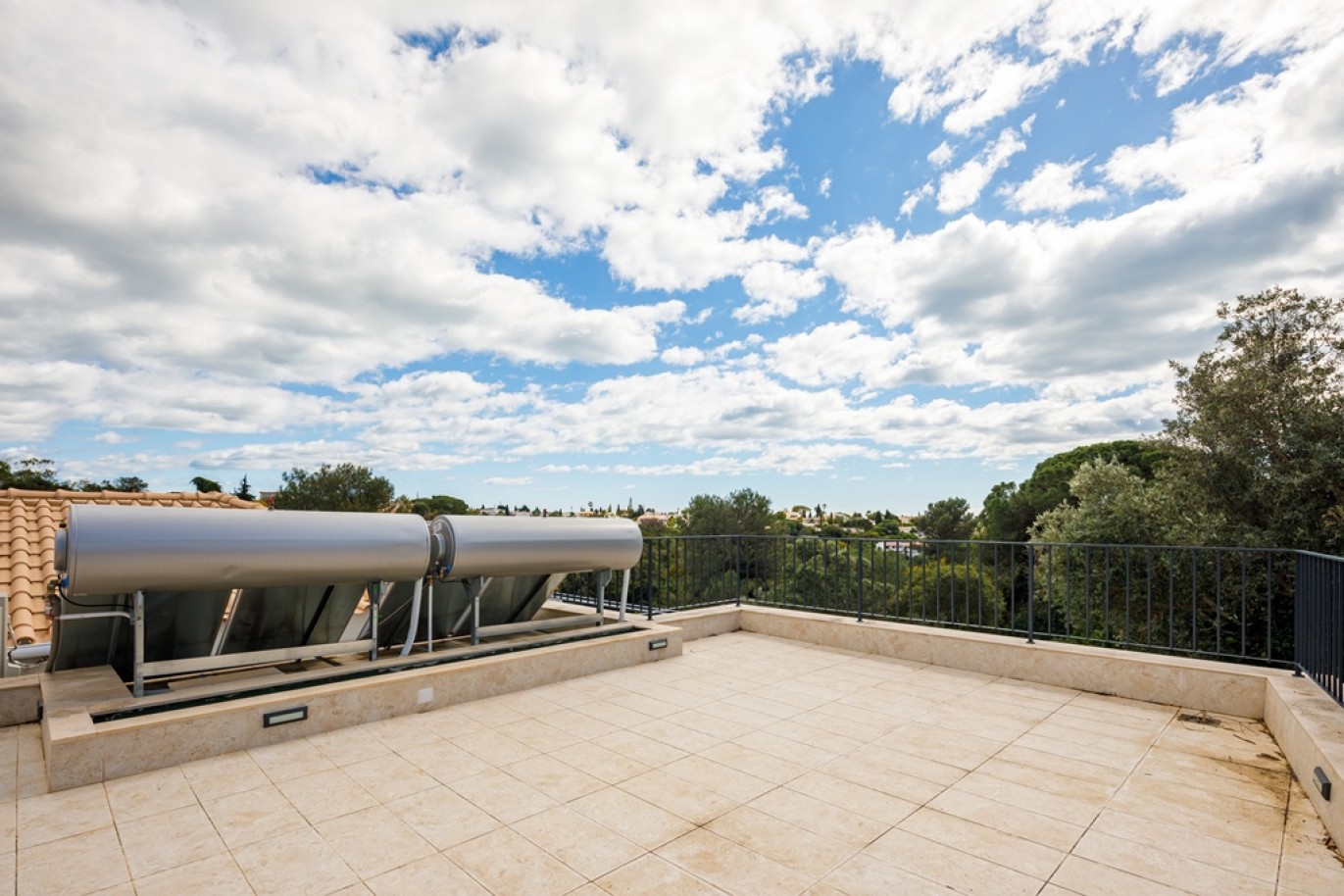 5 Bedroom Villa in luxury condominium with private pool, Carvoeiro, Algarve_349312