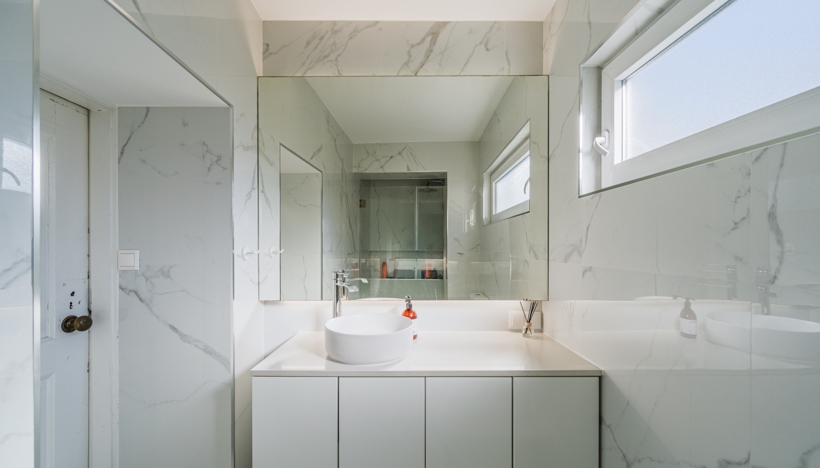 Drei-zimmer-Villa mit garten und pool zu verkaufen in Maia, Portugal_350400