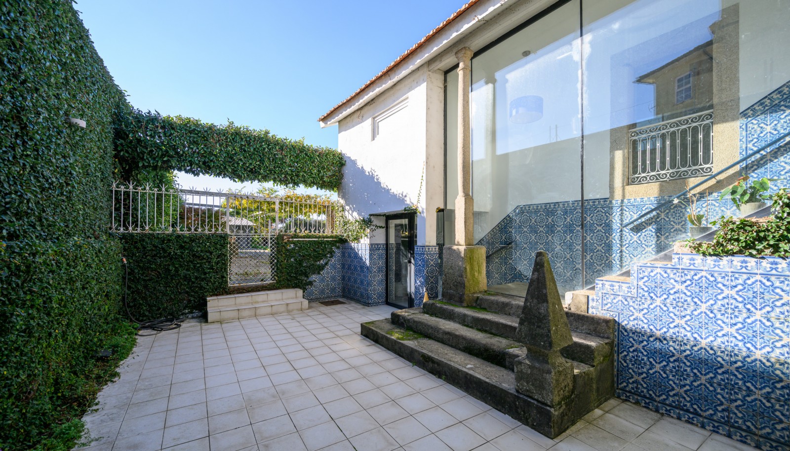 Drei-zimmer-Villa mit garten und pool zu verkaufen in Maia, Portugal_350404