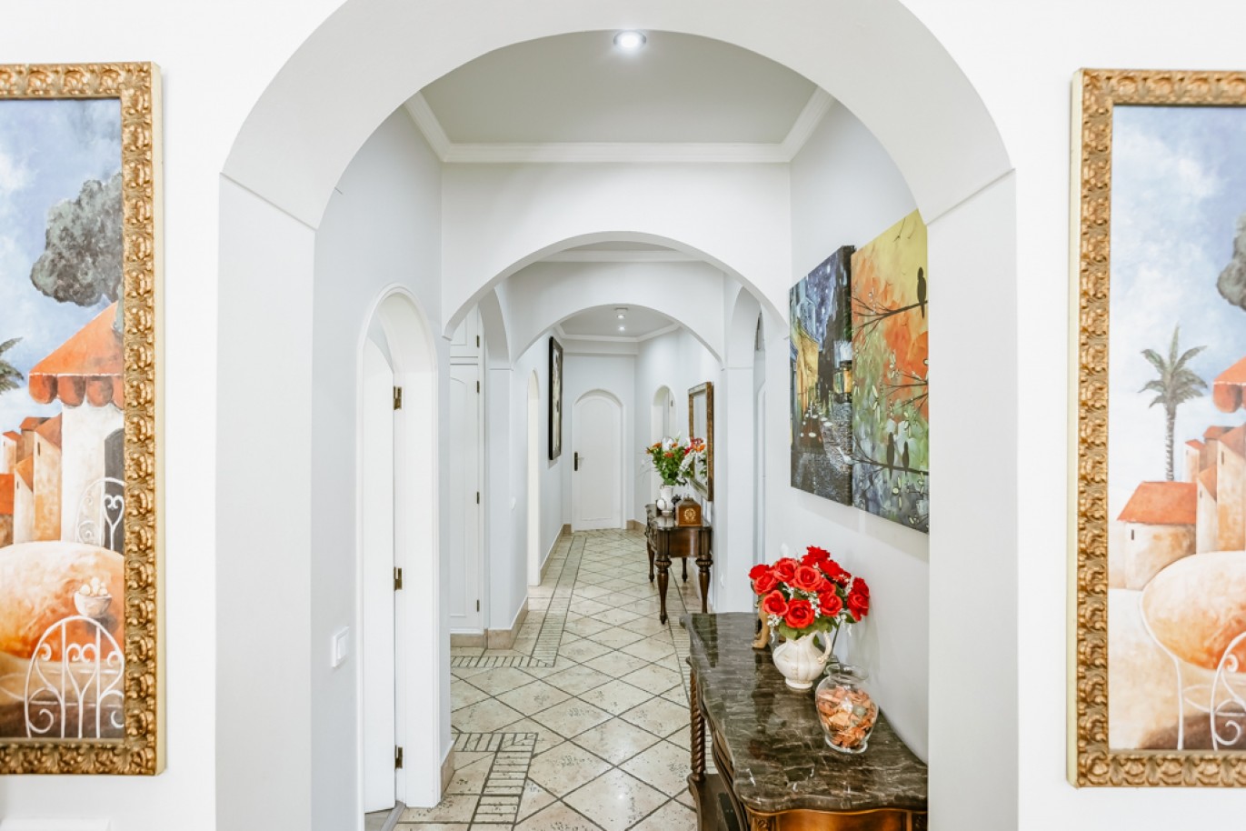 Villa 5 dormitorios y piscina en venta en Albufeira, Algarve, Portugal_350487