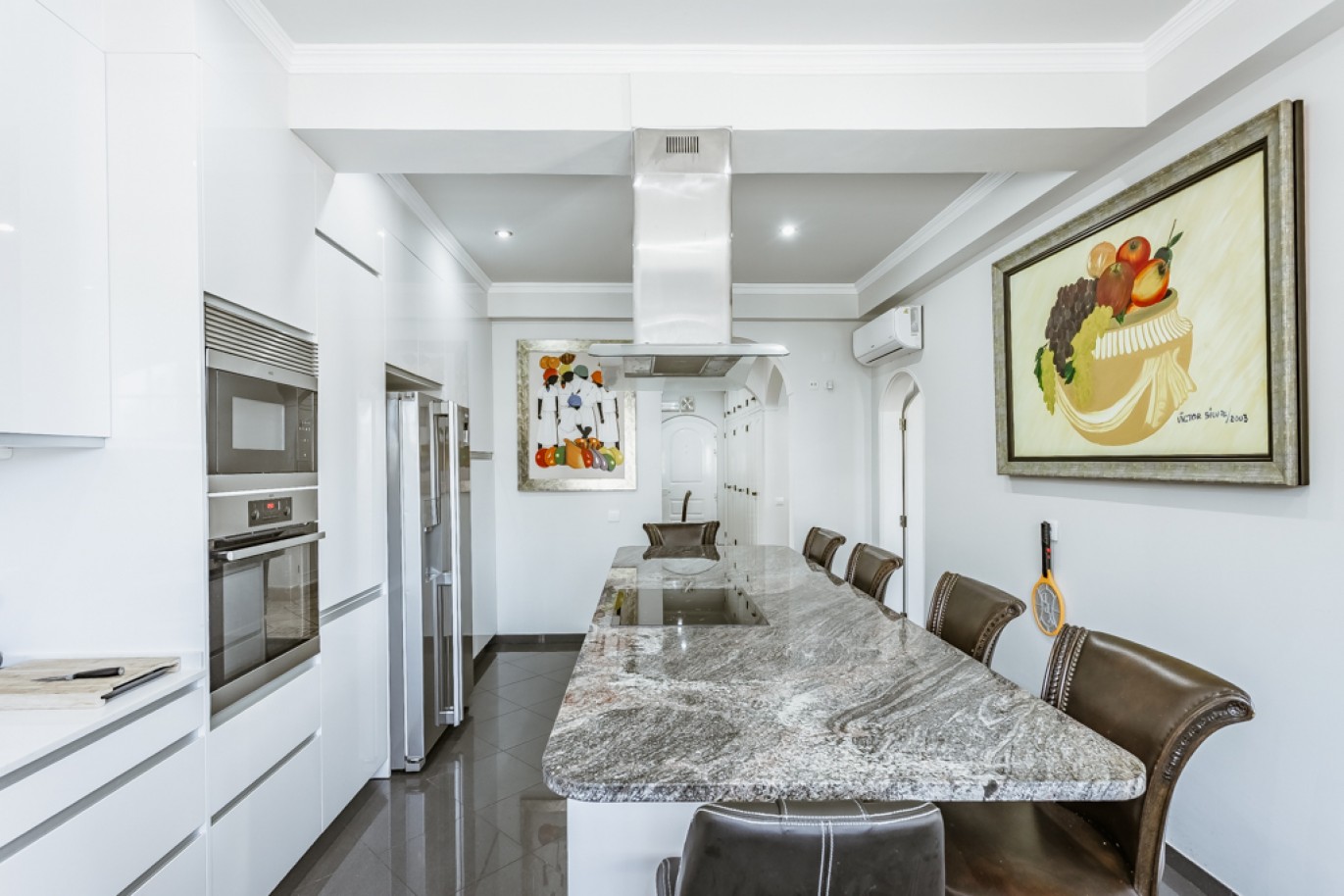 Villa 5 dormitorios y piscina en venta en Albufeira, Algarve, Portugal_350490