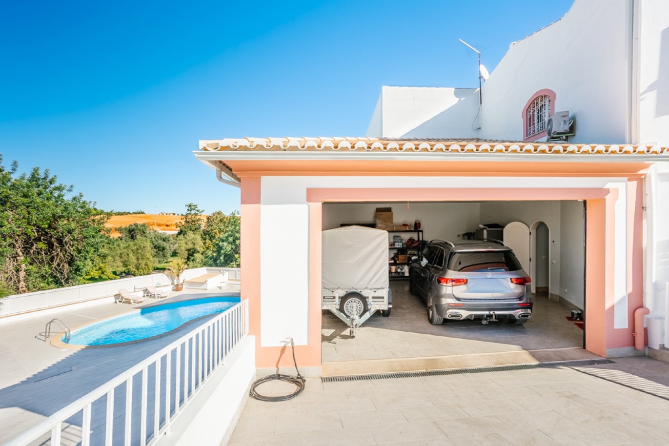 Villa 5 dormitorios y piscina en venta en Albufeira, Algarve, Portugal_350495