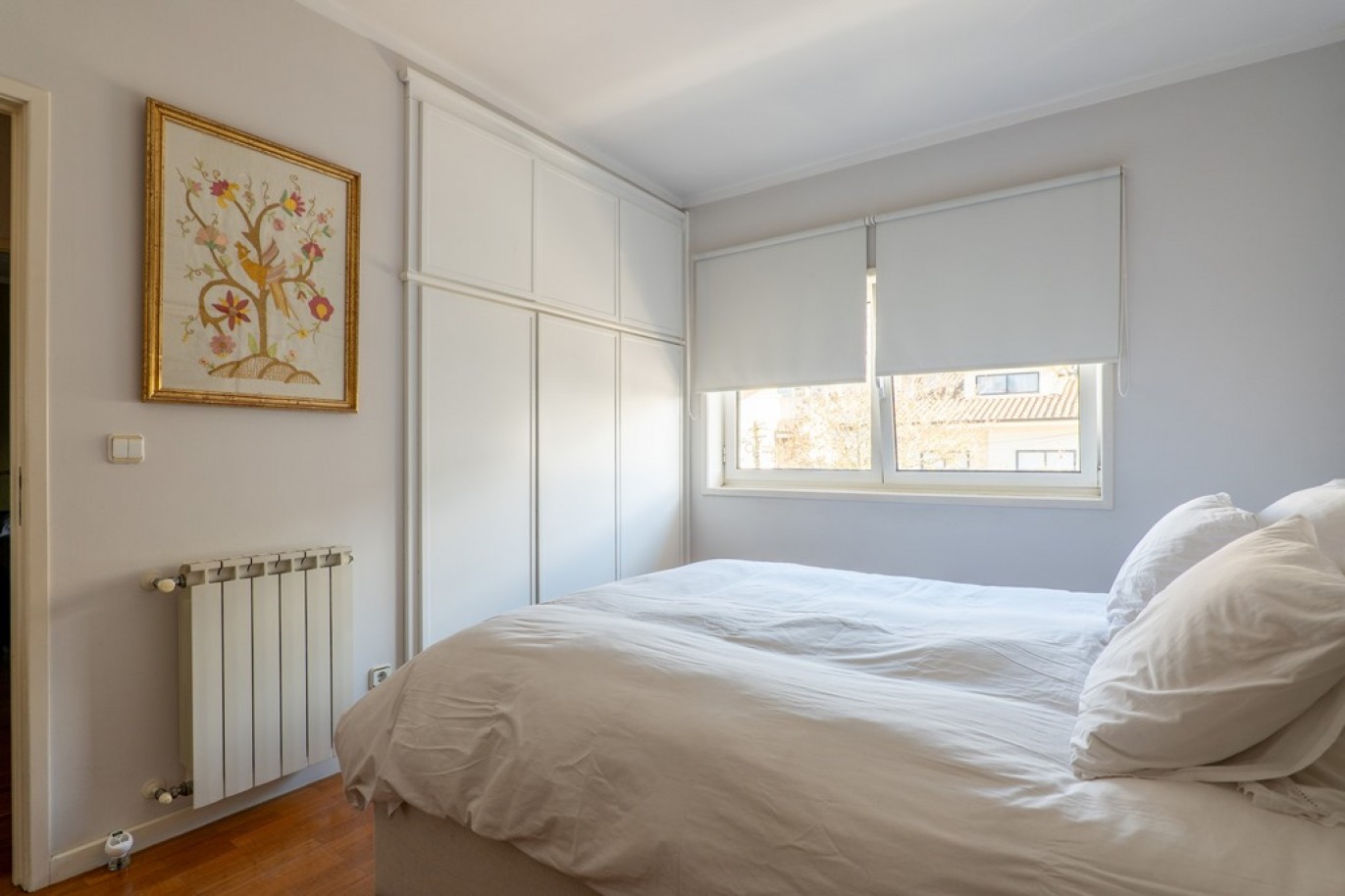 Four bedroom villa with outdoor space for sale Leça Palmeira, Portugal_350753