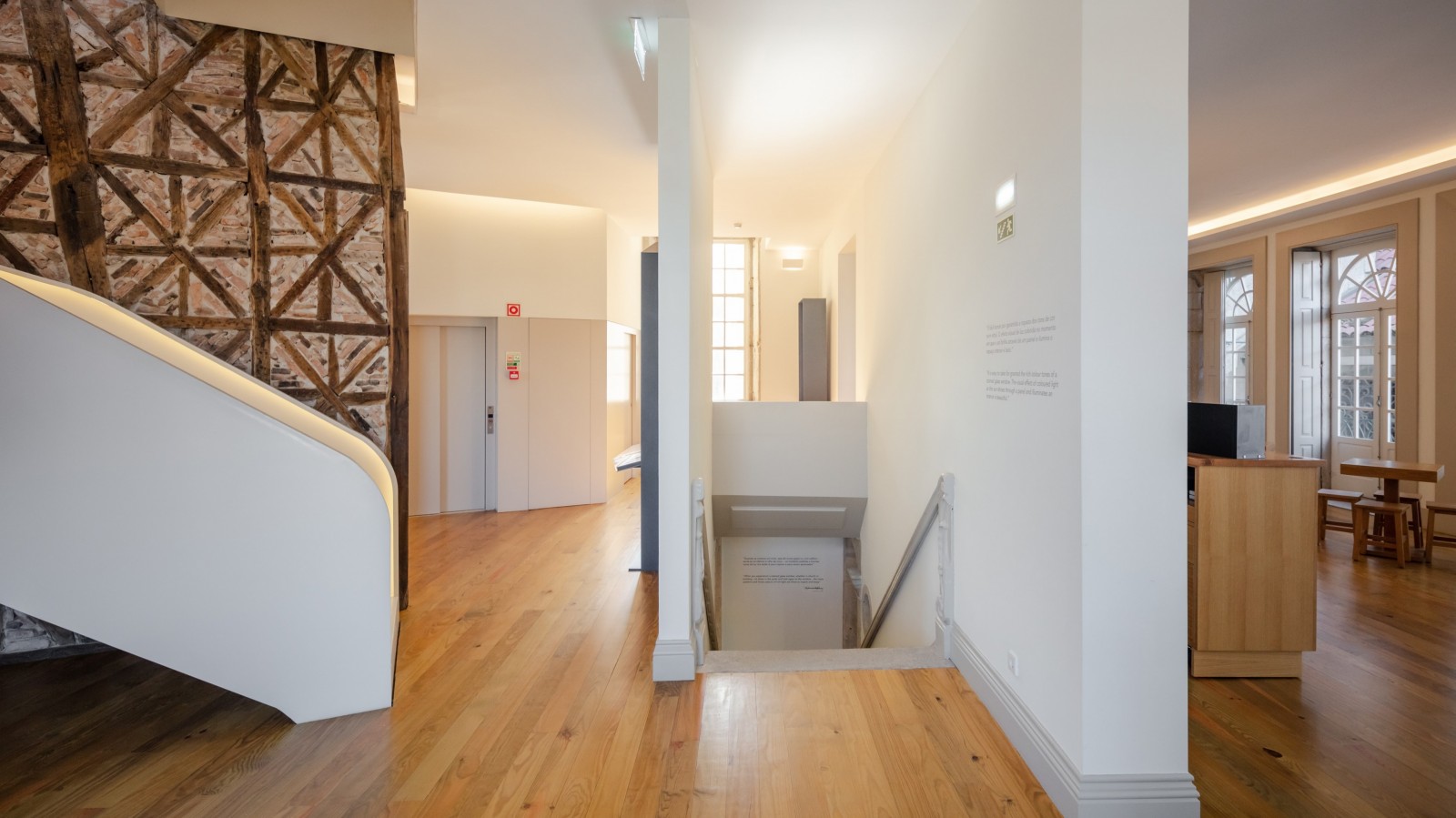 Prédio reabilitado para vender na Sé do Porto_350883