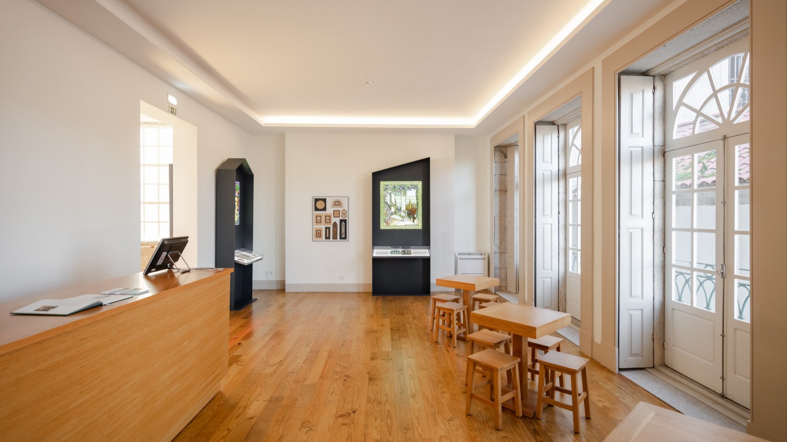 Prédio reabilitado para vender na Sé do Porto_350884