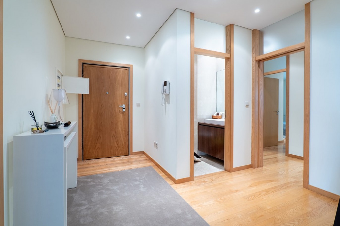 Apartamento T3 com varanda à venda perto do mar em Vila do Conde_351941