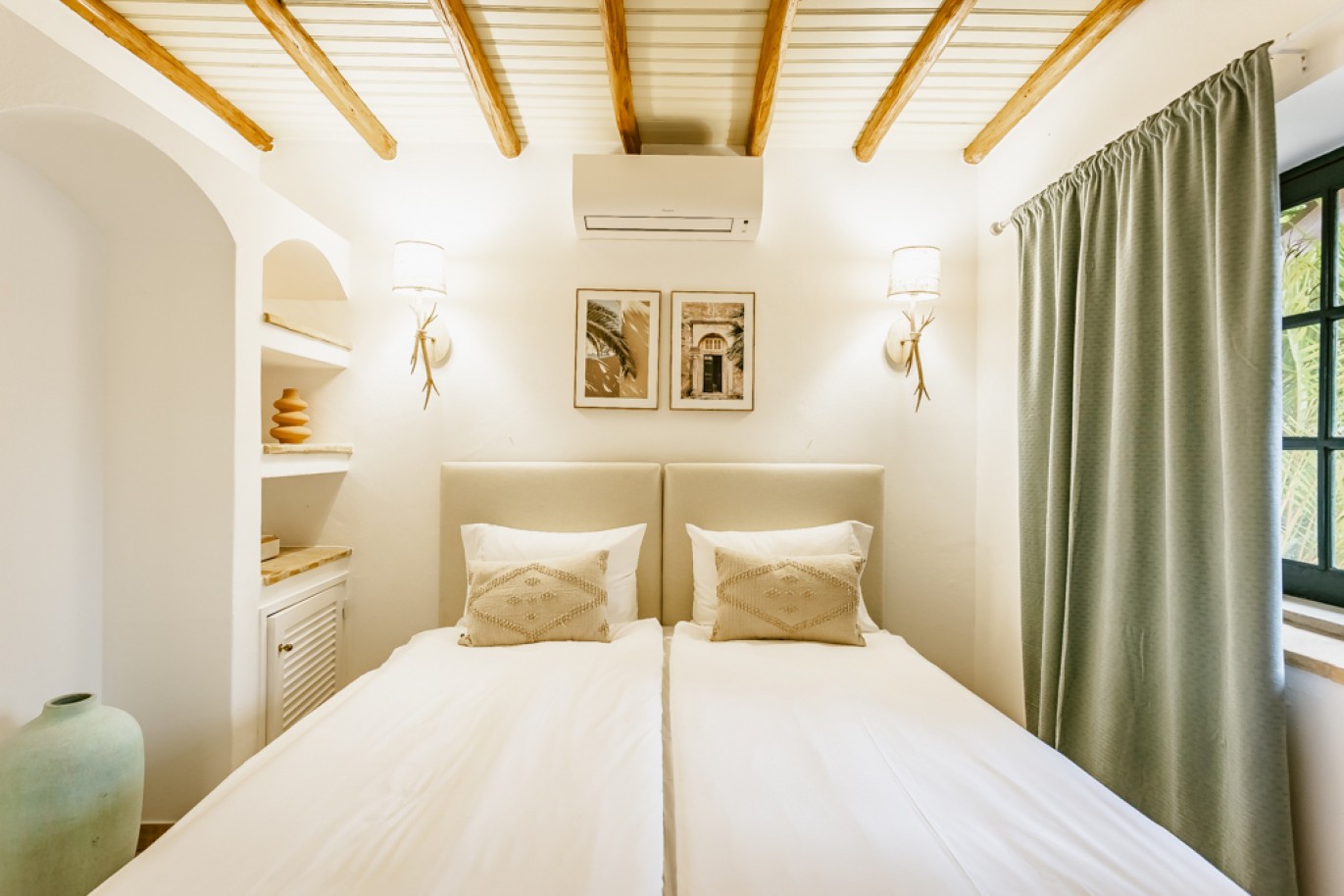 Fantastic property for sale in Portimão, Algarve, Portugal_352274