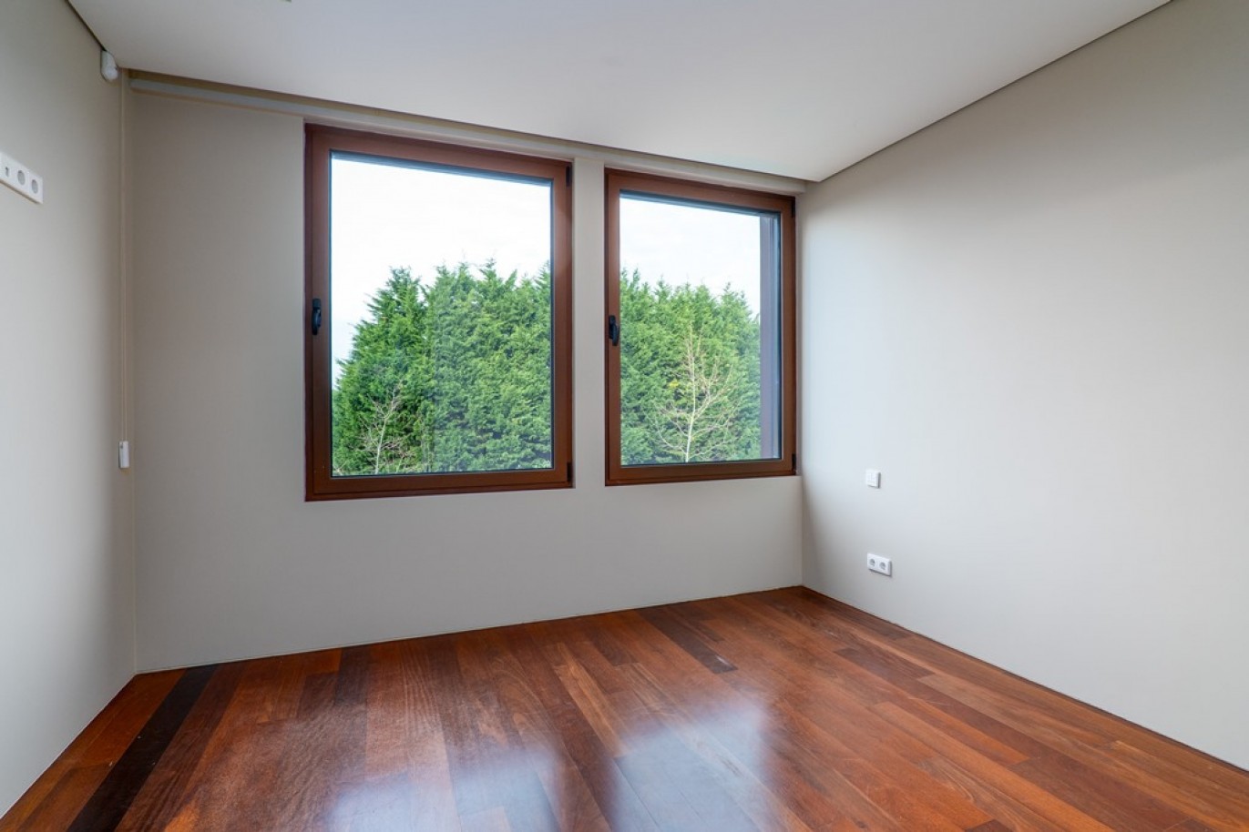 Moradia V5 com jardim para venda junto ao Parque da Cidade no Porto_352351