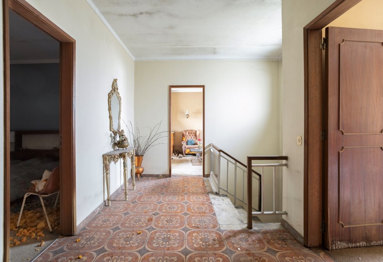 Bâtiment à rénover à vendre à Faro, Algarve, Portugal_352632