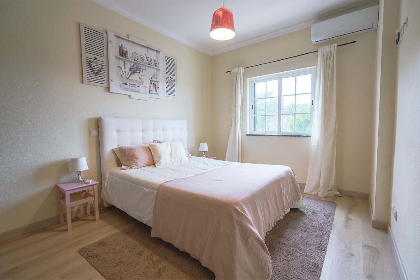 Villa in Strandnähe, zu verkaufen in Monte Gordo, Algarve, Portugal_352665