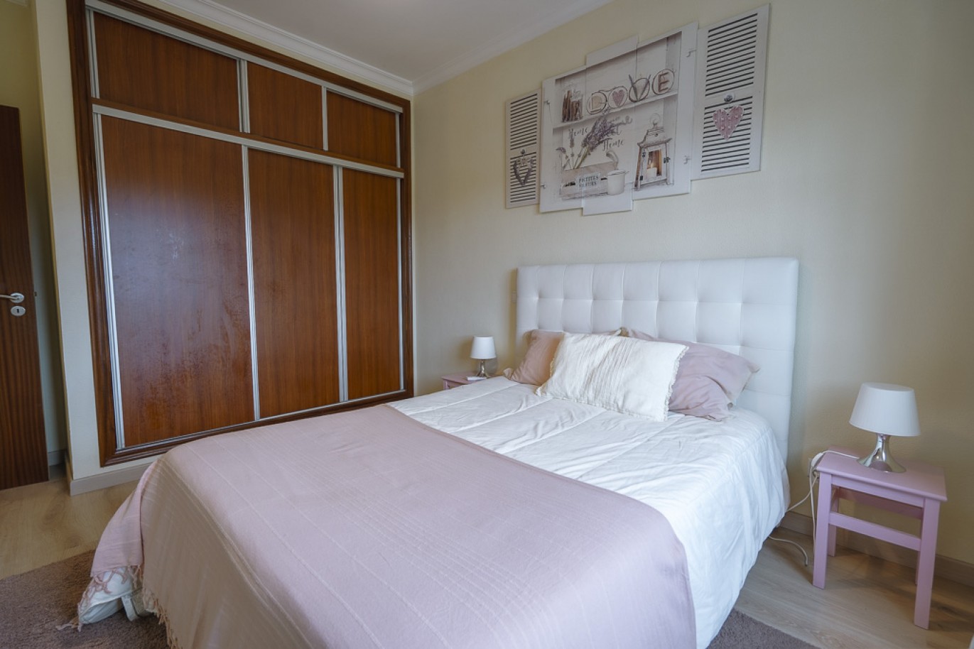 Villa in Strandnähe, zu verkaufen in Monte Gordo, Algarve, Portugal_352666