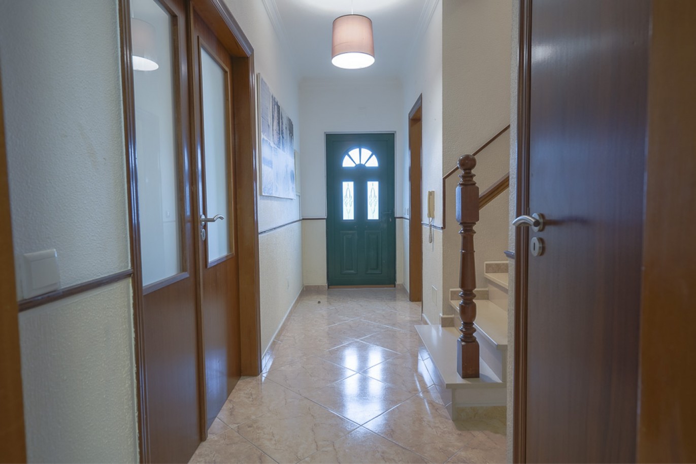 Villa in Strandnähe, zu verkaufen in Monte Gordo, Algarve, Portugal_352685