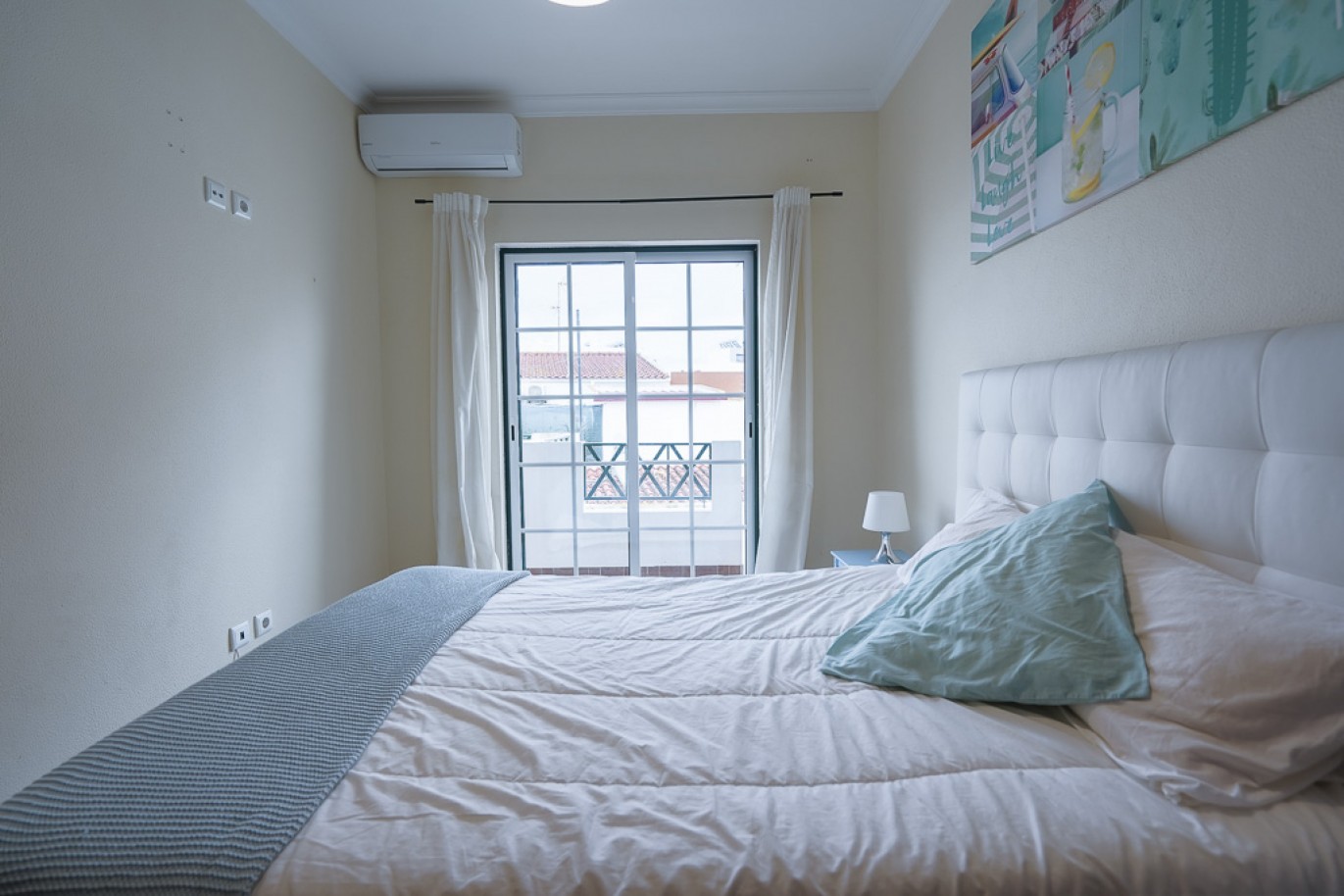 Villa in Strandnähe, zu verkaufen in Monte Gordo, Algarve, Portugal_352698