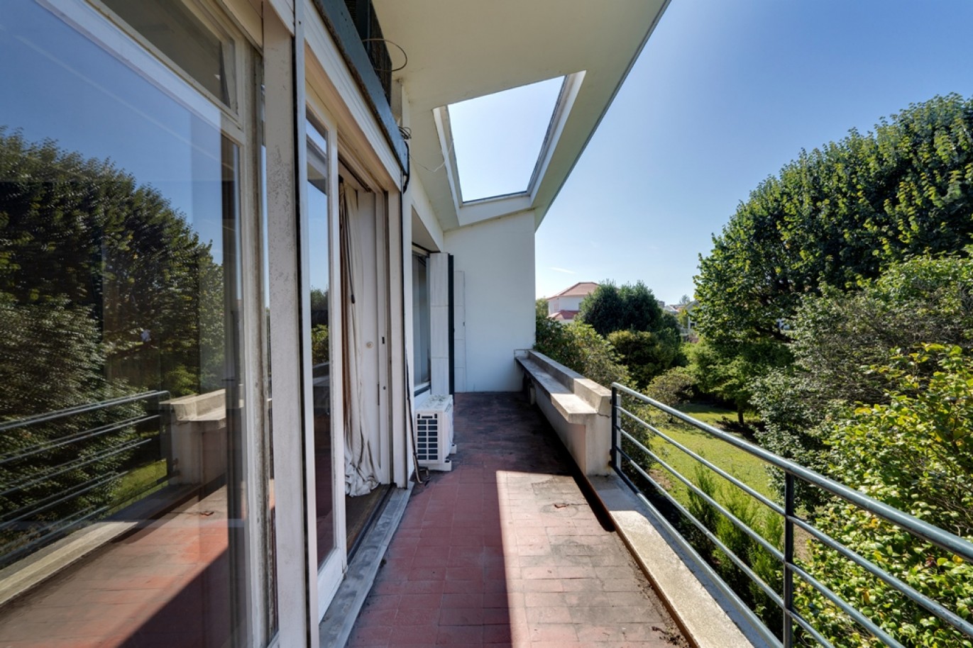 Villa modernista de 4 dormitorios en venta en Oporto, Portugal _352847