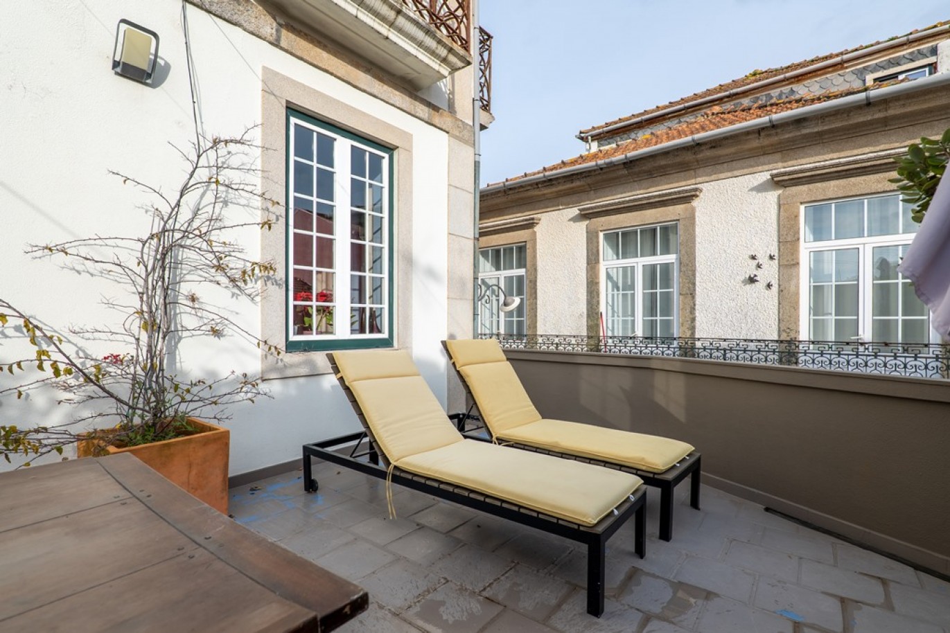 Two bedroom apartment with terrace for sale Foz Velha, Porto, Portugal_353017