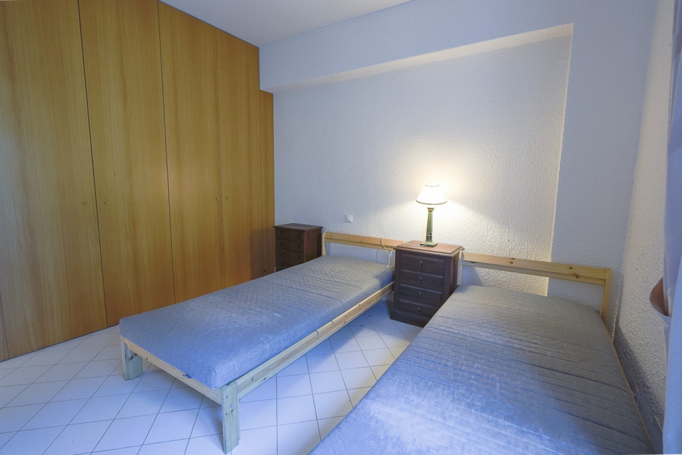 Propriedade perto da praia à venda em Quarteira, Algarve_353241