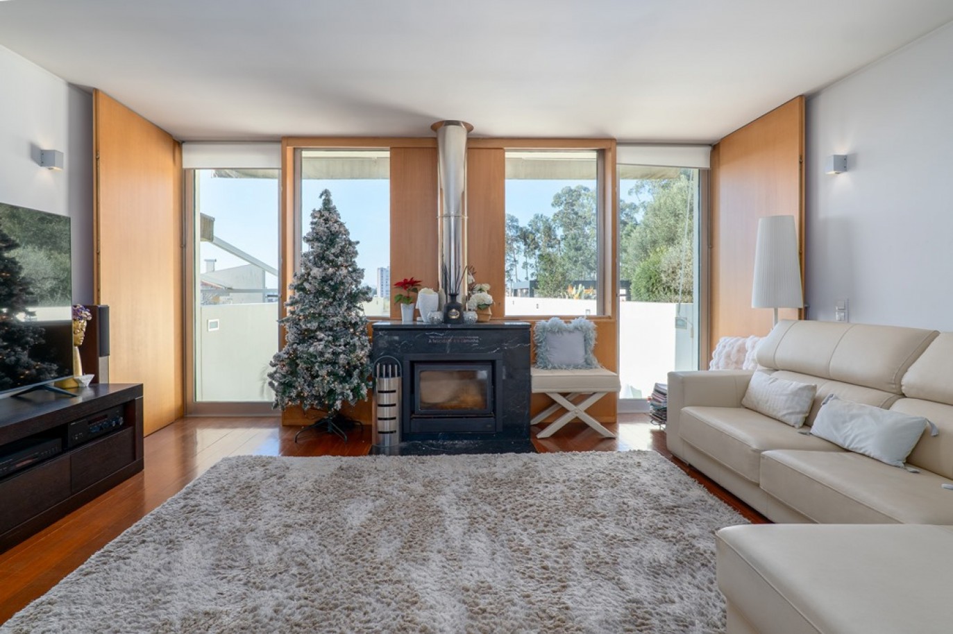 Vier-Zimmer-Villa mit Garten in geschlossener Wohnanlage in Maia, Portugal_353460