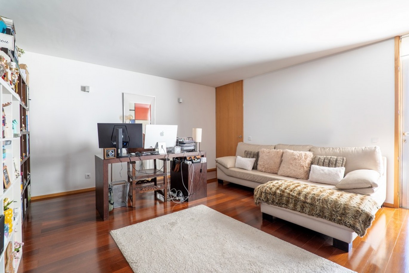 Vier-Zimmer-Villa mit Garten in geschlossener Wohnanlage in Maia, Portugal_353676