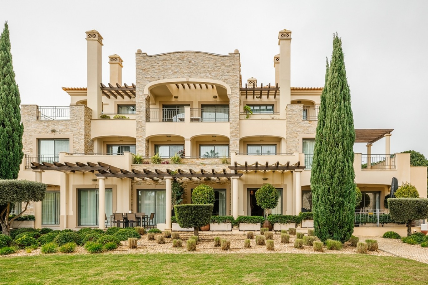 Wohnung in Pine Hills, zu verkaufen in Vilamoura, Algarve, Portugal_353995