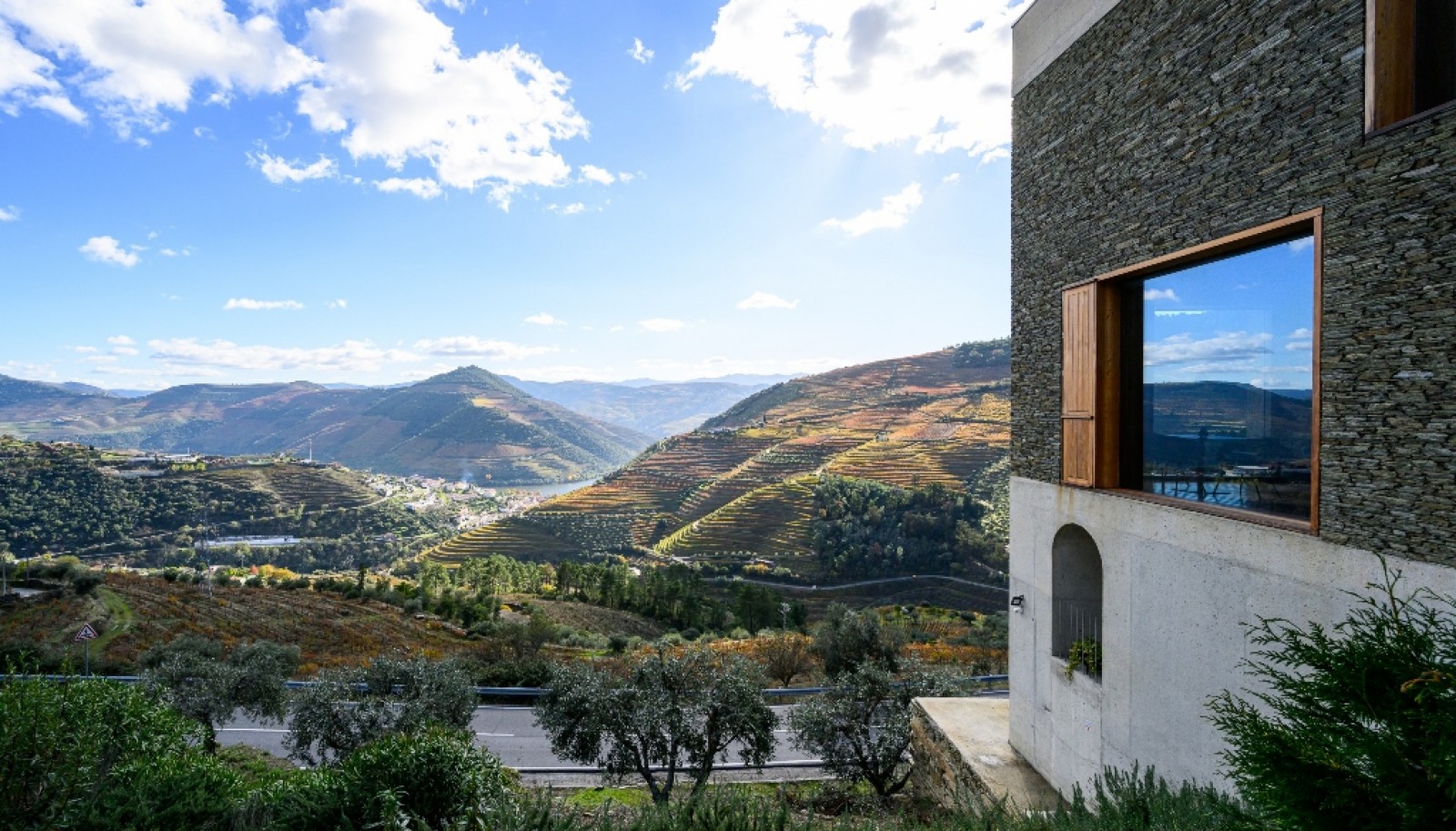 Casa de Arquitecto à venda na Região Demarcada do Douro, no Pinhão_354064