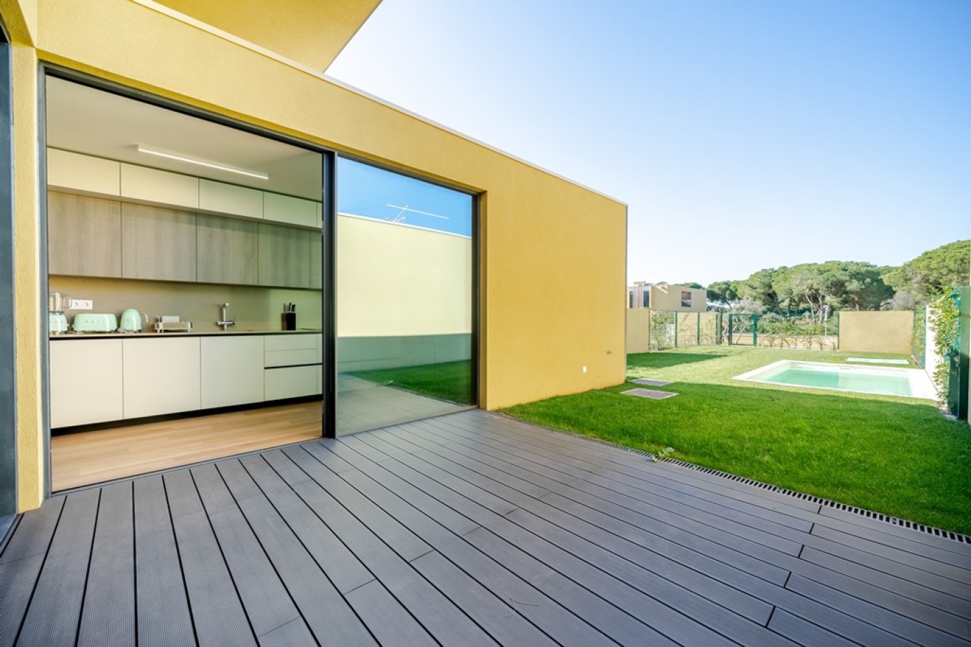 Nova Moradia V3, em condomínio privado, à venda em Vilamoura, Algarve_354090