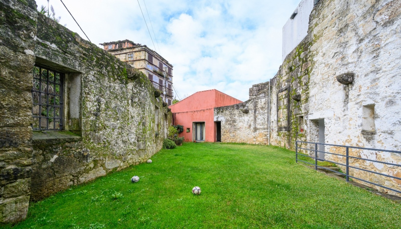 Apartamento T1 Duplex com vistas de rio à venda na marginal de Gaia_354154