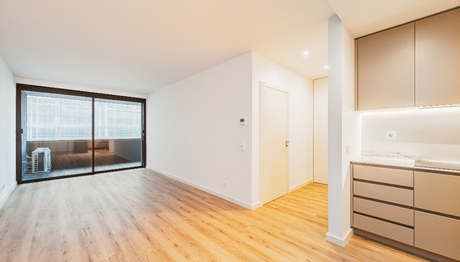 Appartement de 1 chambre avec balcon à louer à Vila Nova Gaia, Portugal_354356