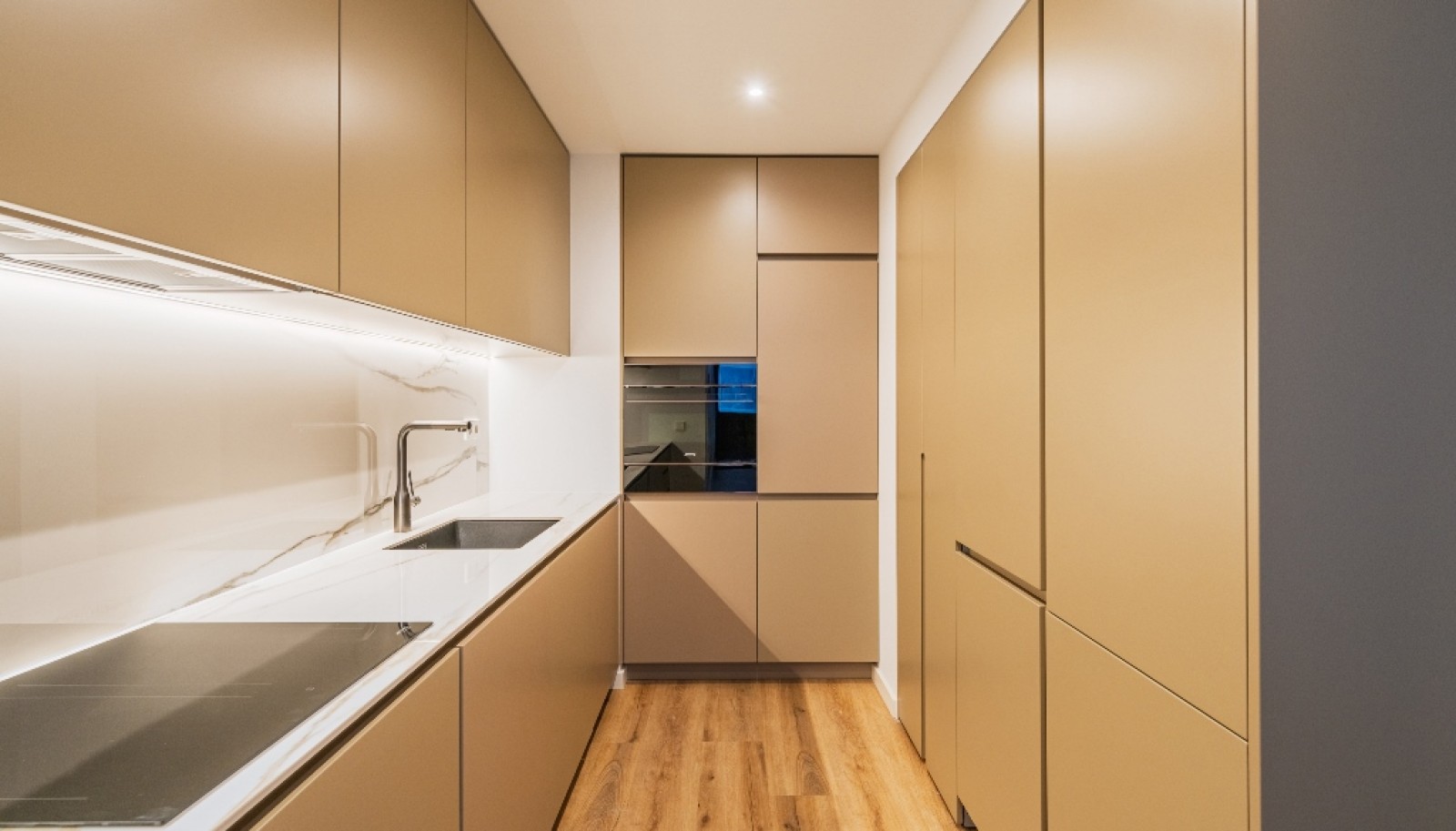 Appartement de 1 chambre avec balcon à louer à Vila Nova Gaia, Portugal_354363