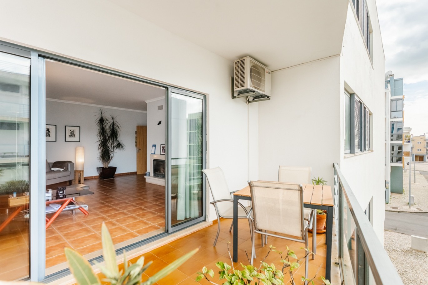 Apartamento T2 perto da Meia Praia para venda em Lagos, Algarve_354389