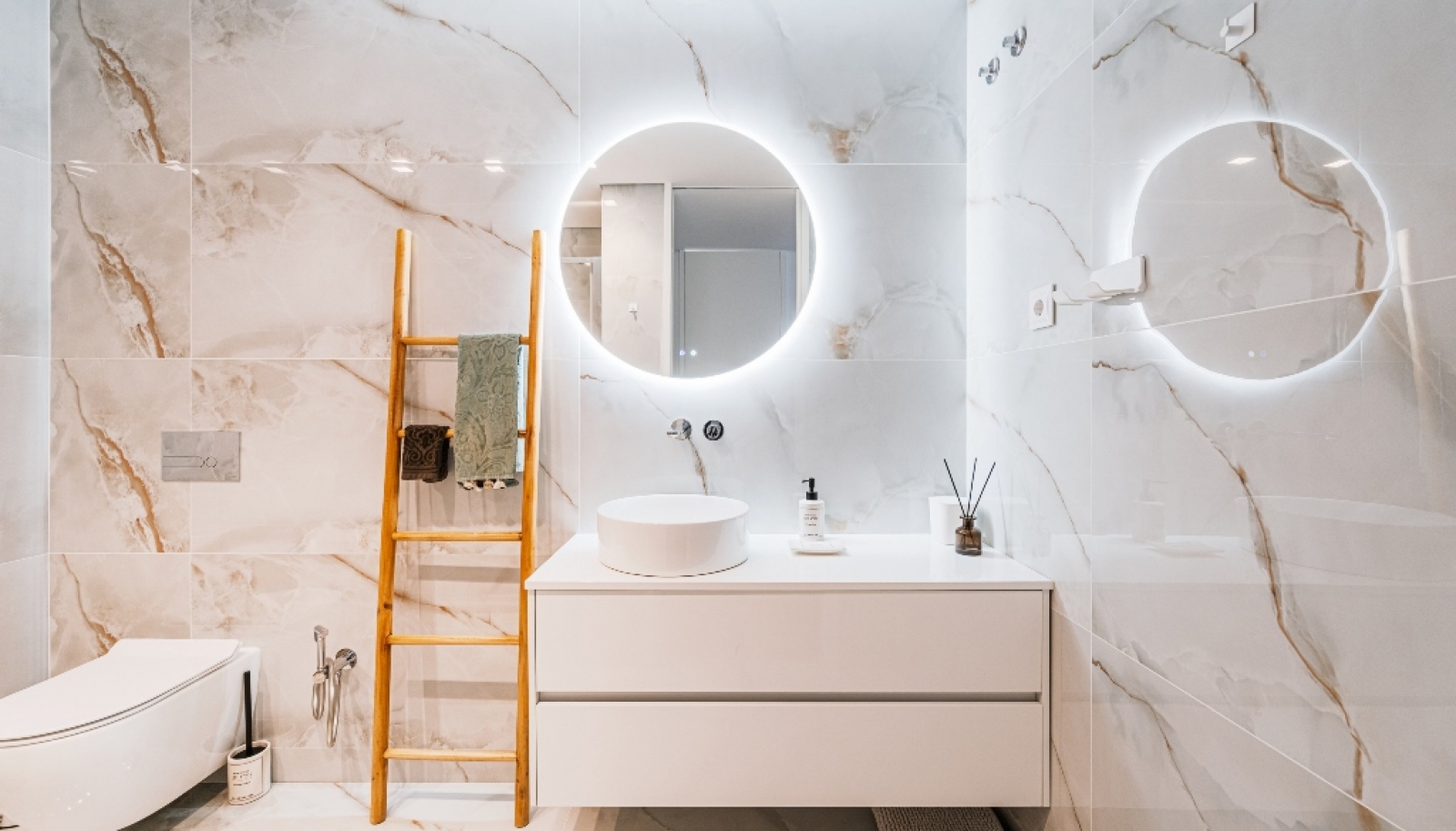 Apartamento T1 com varanda e estacionamento_354404