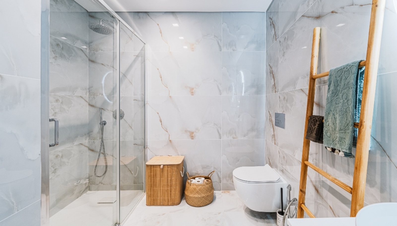 Apartamento T1 com varanda e estacionamento_354405