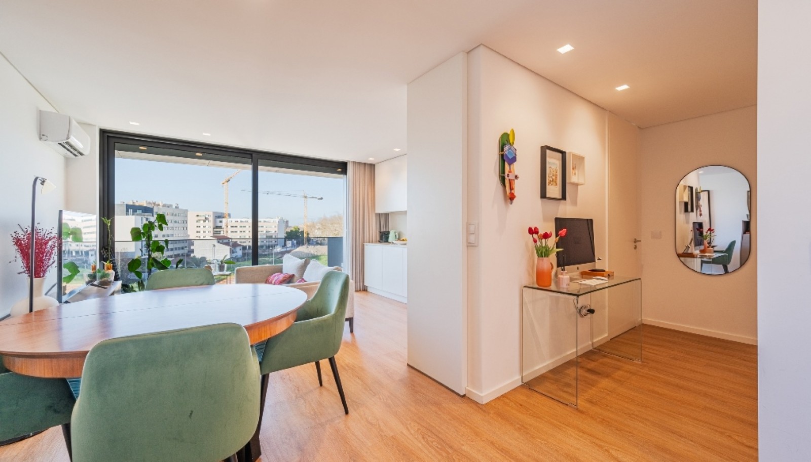 Apartamento T1 com varanda e estacionamento_354408