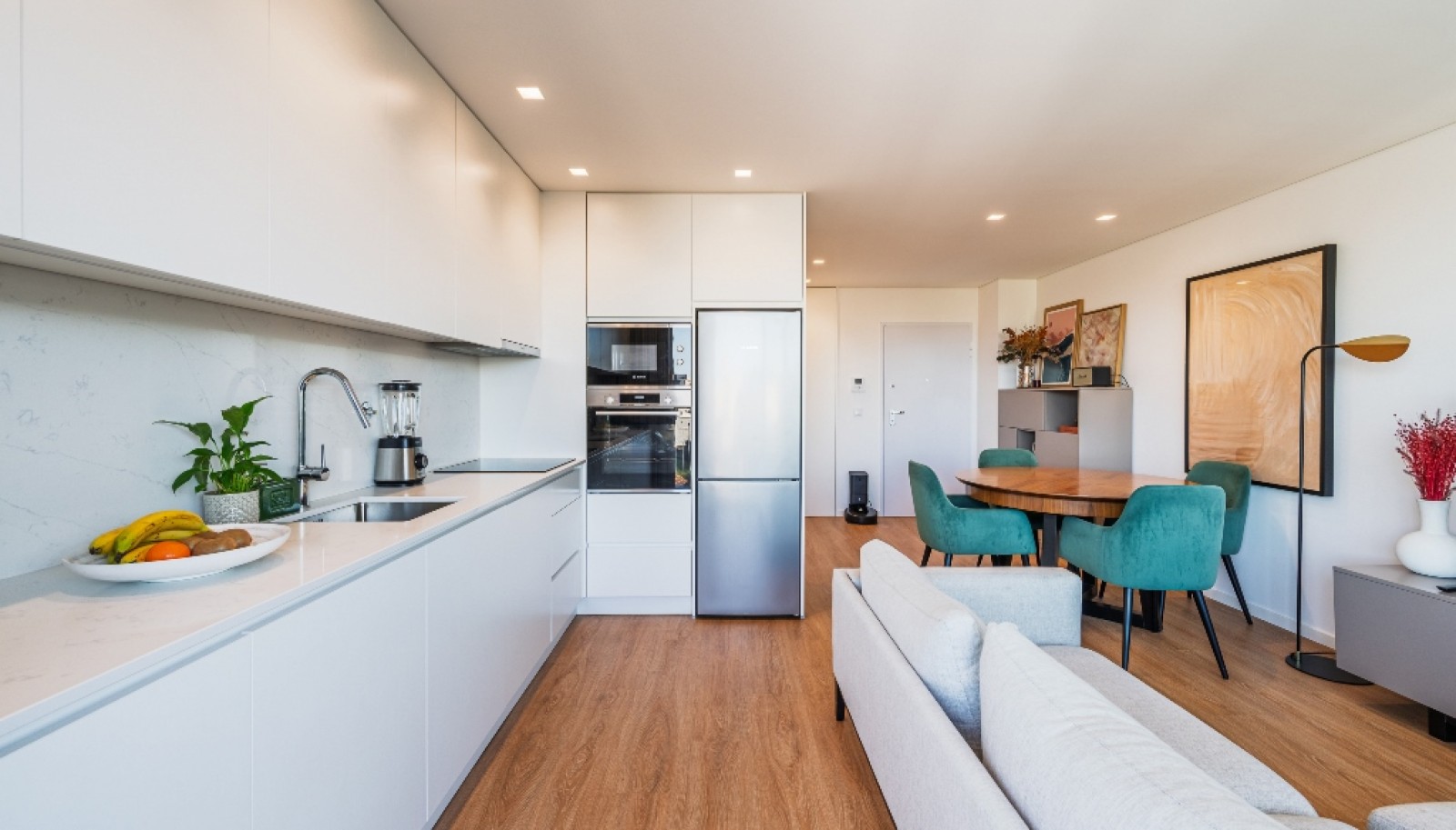 Apartamento T1 com varanda e estacionamento_354416