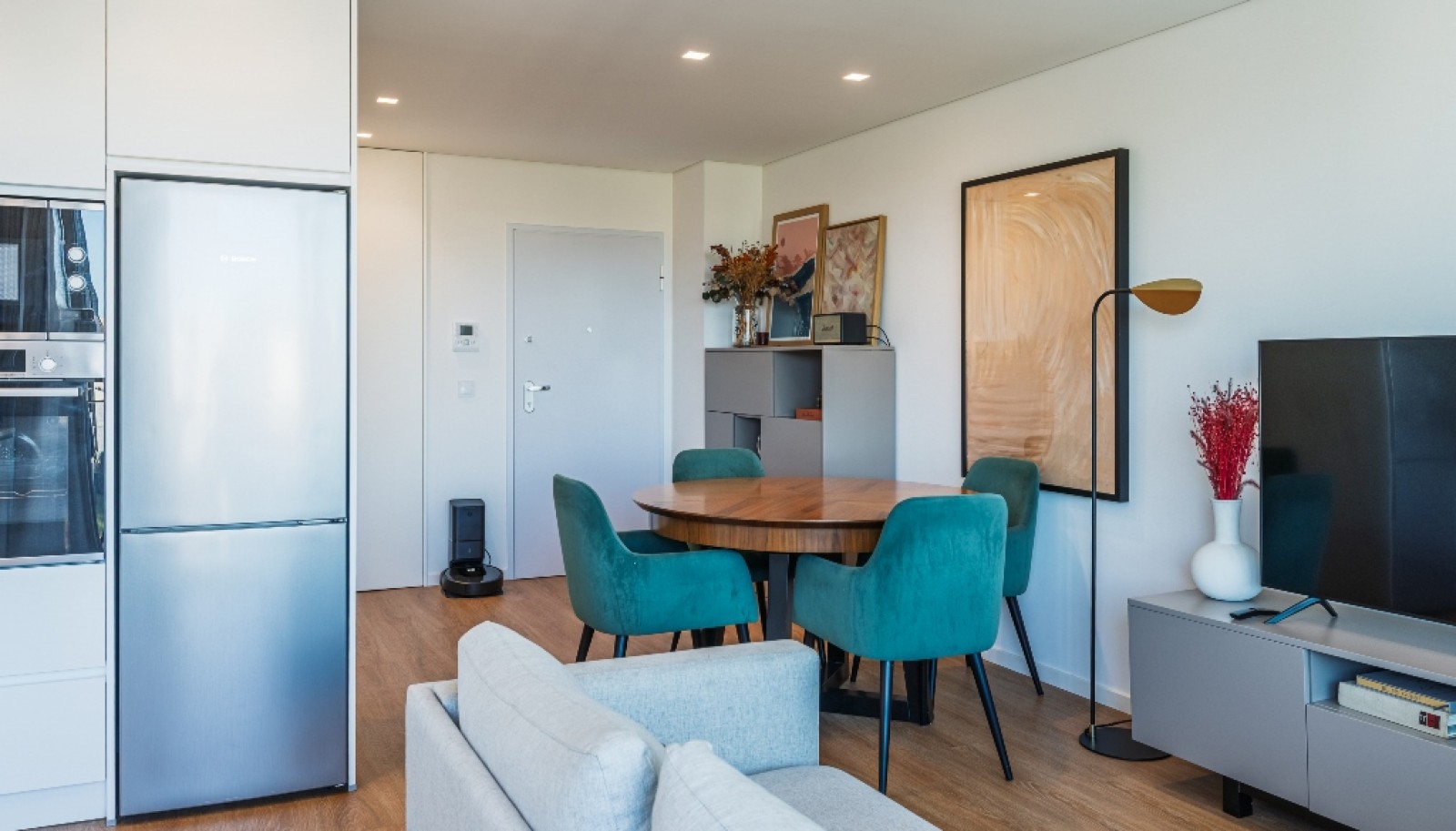 Apartamento T1 com varanda e estacionamento_354417