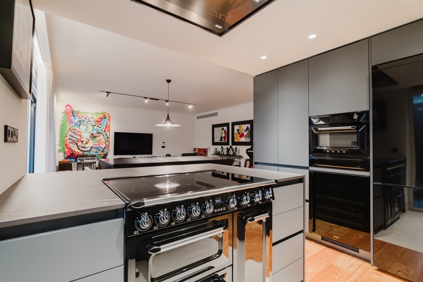 Apartamento T4 com varandas para venda no centro do Porto_354454