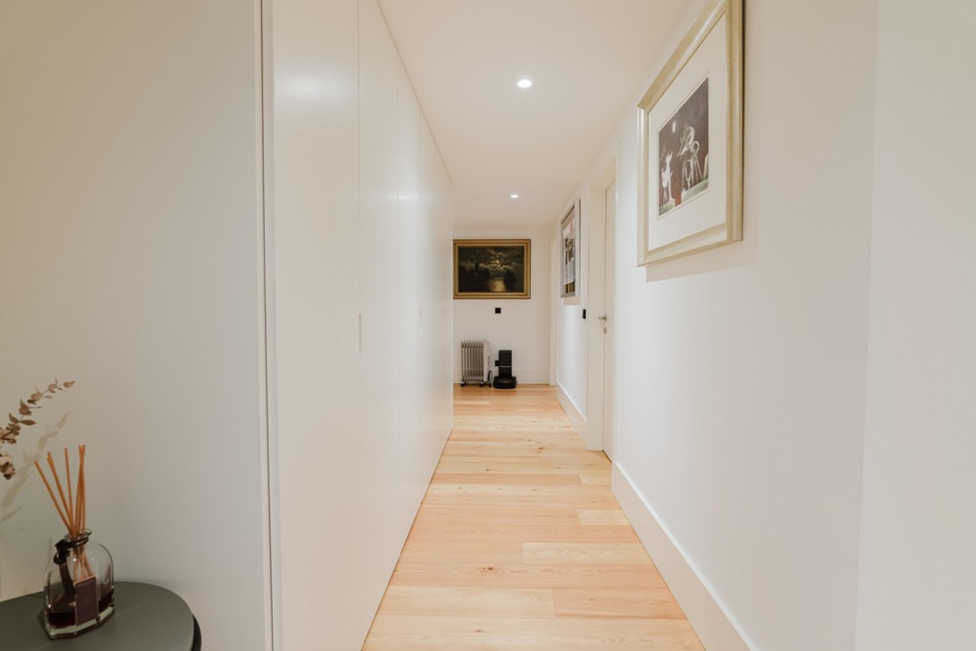 Apartamento T4 com varandas para venda no centro do Porto_354473