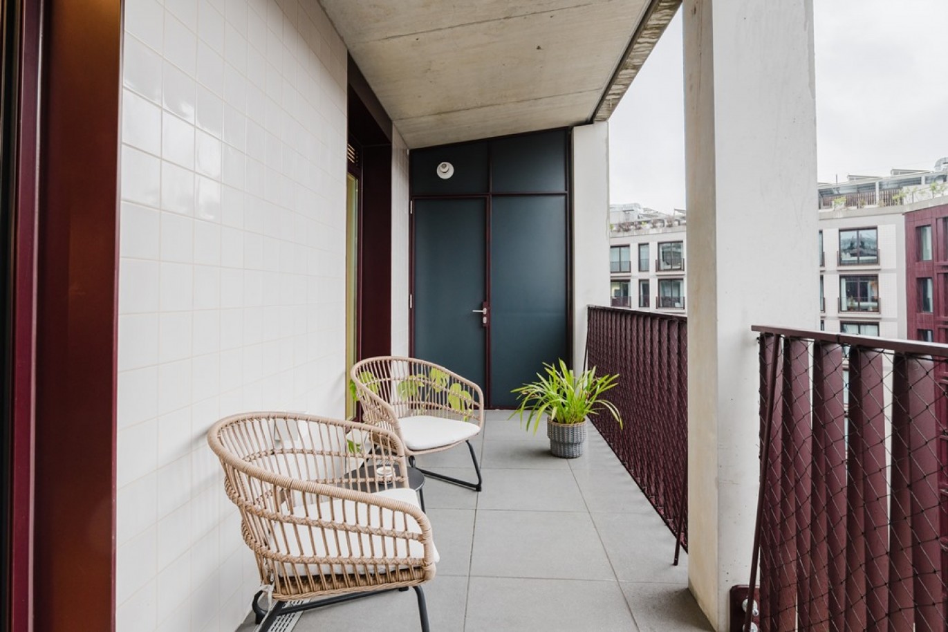 Apartamento T4 com varandas para venda no centro do Porto_354490