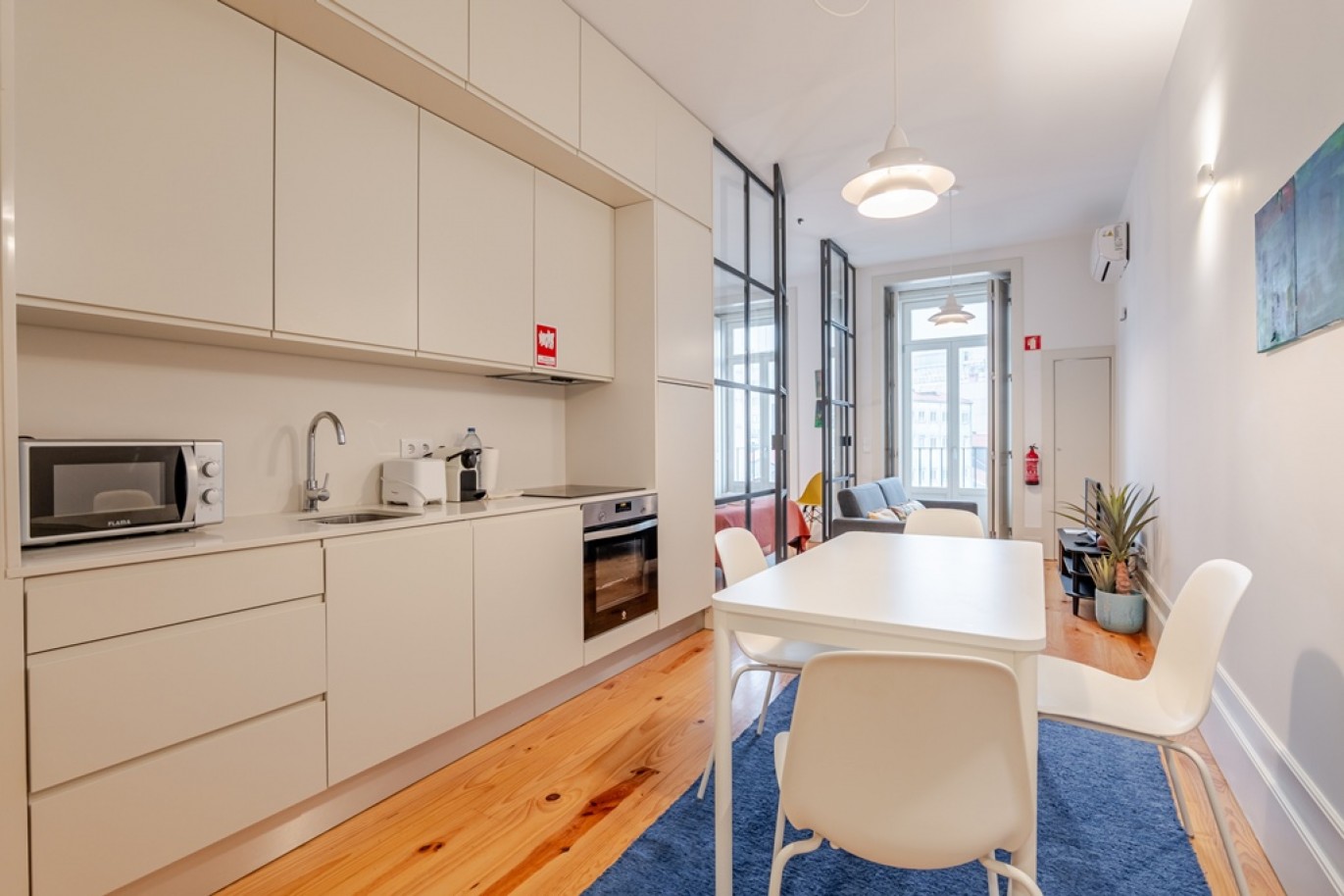 Estudio con balcón en Alojamiento Local en venta Baixa do Porto, Portugal_354533