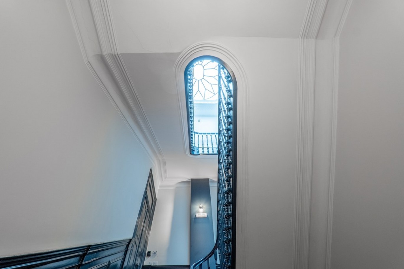 Zwei-Zimmer-Wohnung in Local Accommodation im Zentrum Porto, Portugal_354757