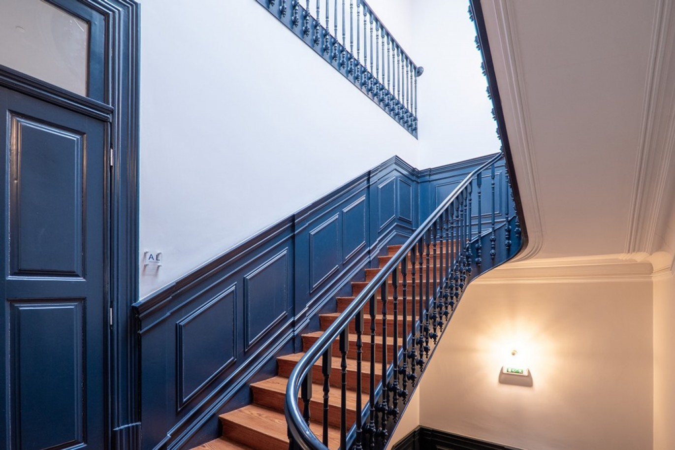 Zwei-Zimmer-Wohnung in Local Accommodation im Zentrum Porto, Portugal_354759