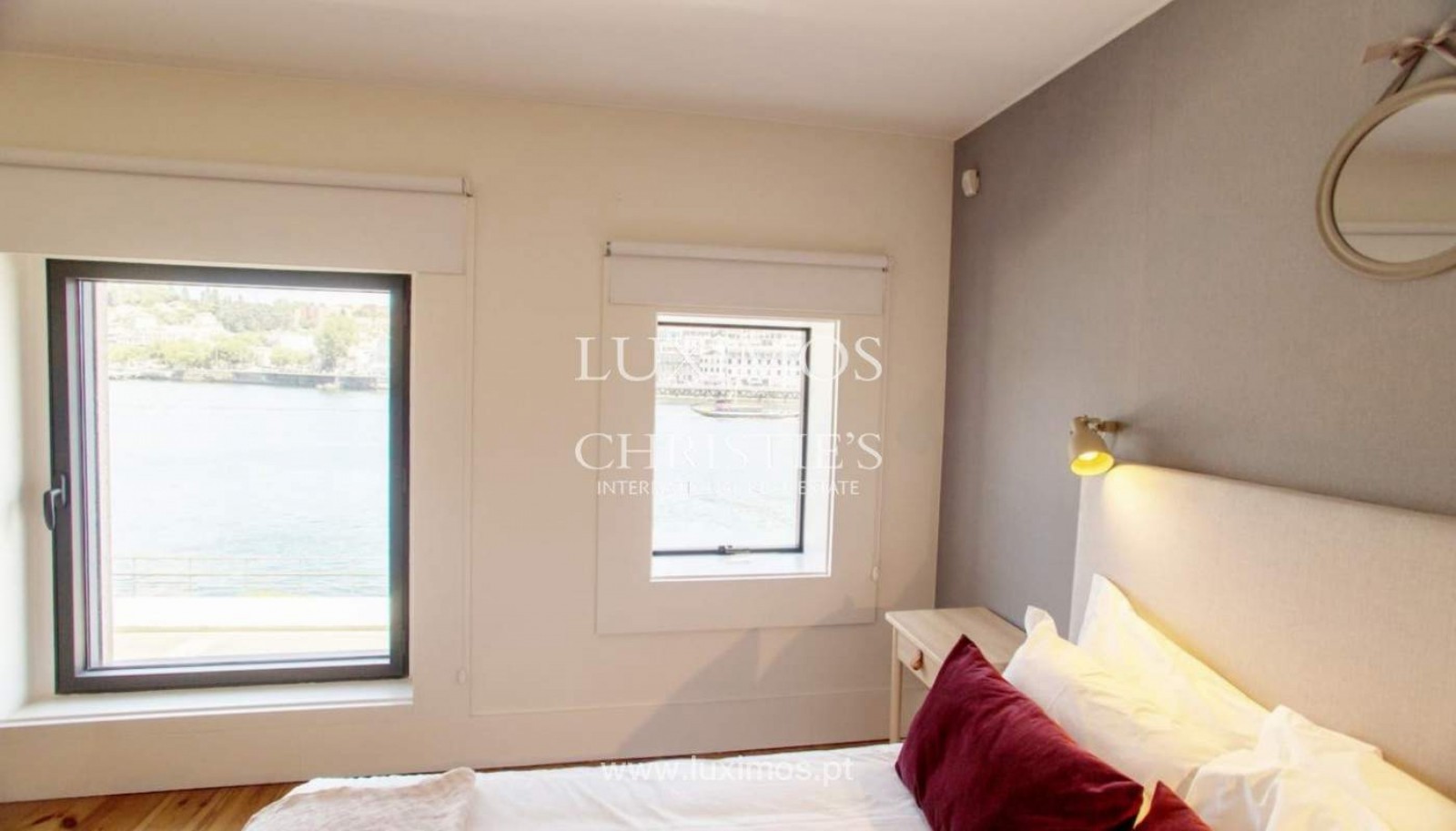 Appartement duplex en 1ère ligne de rivière, à vendre, à V. N. Gaia, Portugal_354895