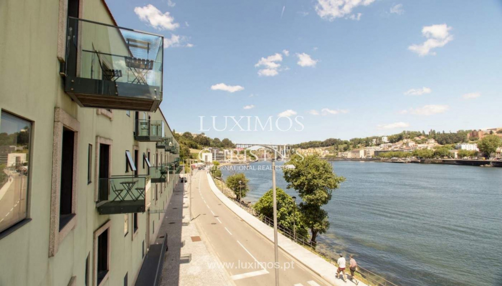 Apartamento duplex em primeira linha de rio à venda Vila Nova de Gaia_354905