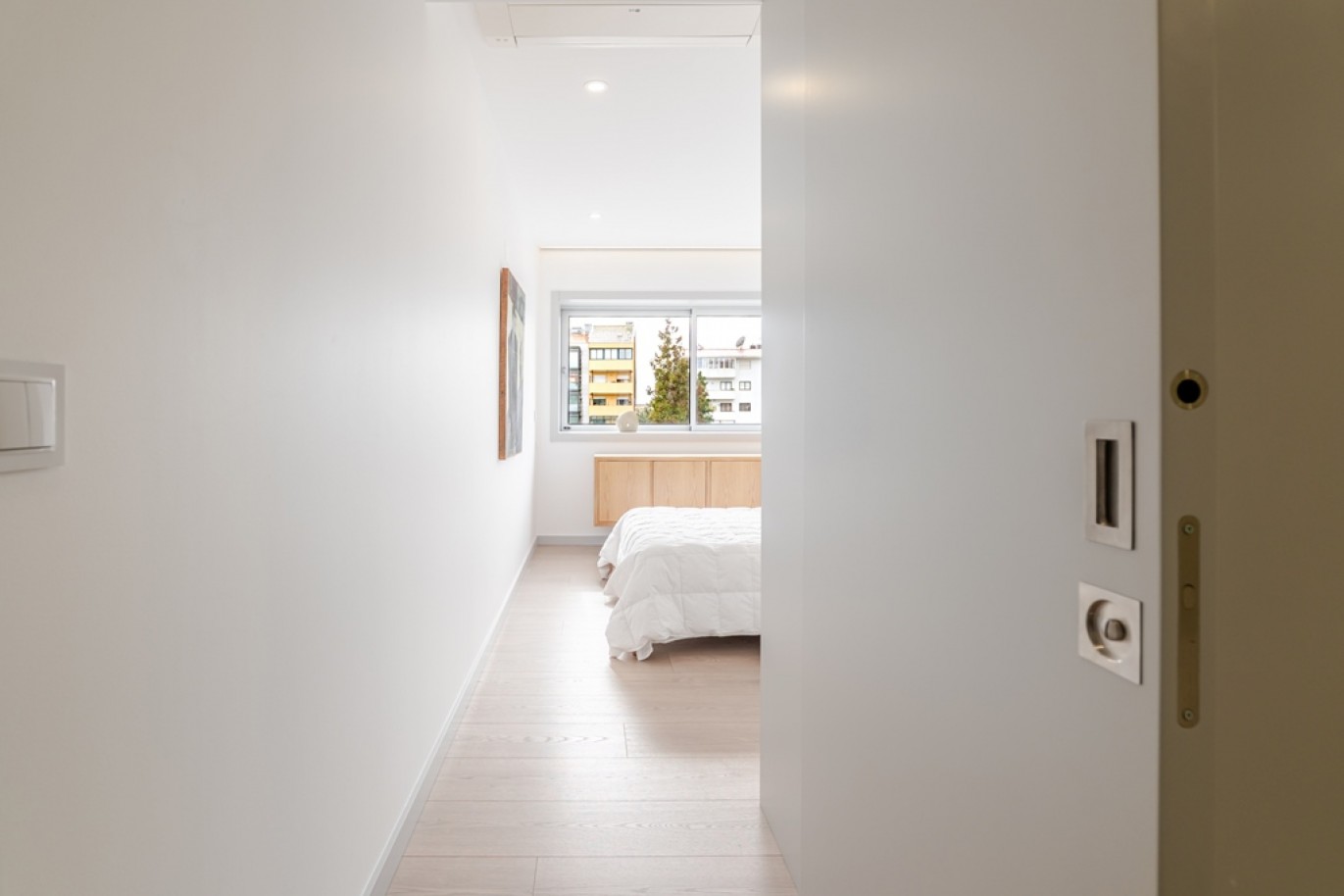 Two bedroom flat with balcony for sale in center of Porto, Portugal_357065