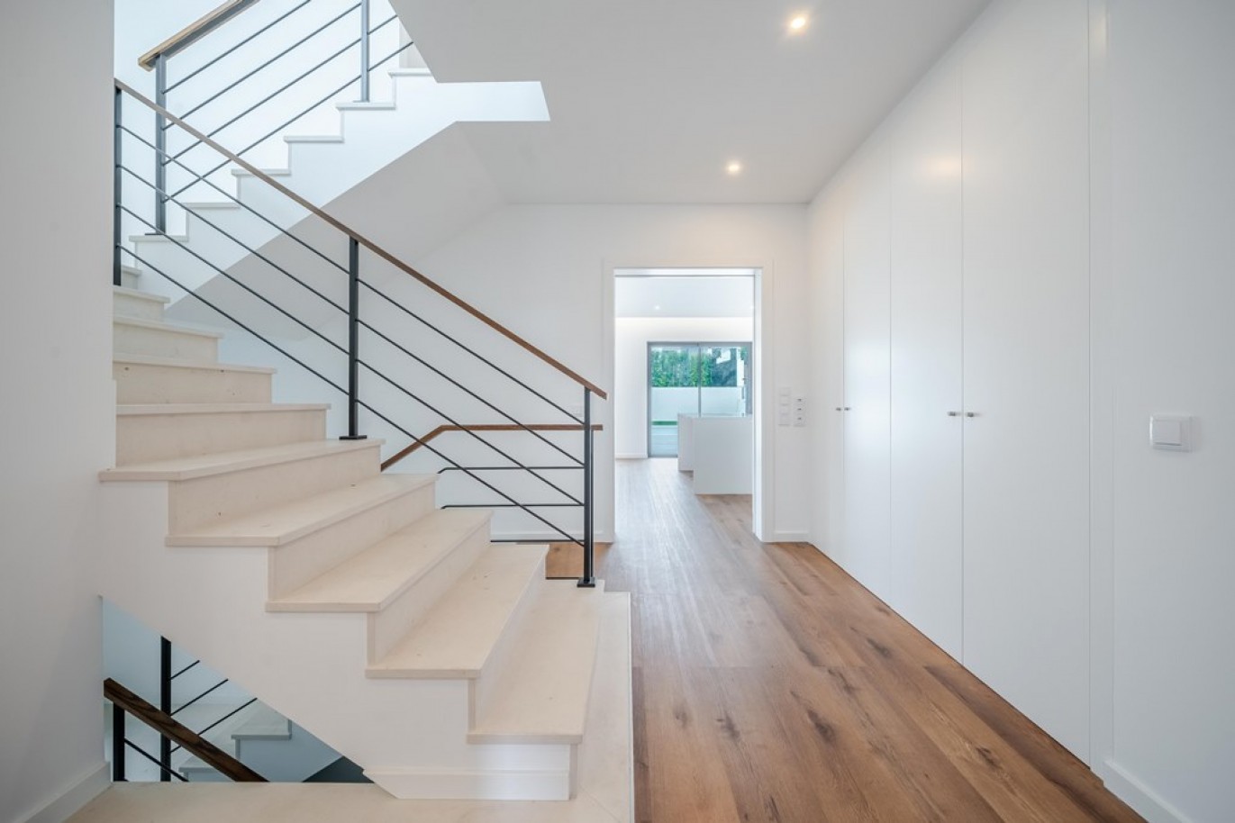 Nouvelle villa de 4 chambres, à vendre à Al-Sakia, Algarve, Portugal_357170