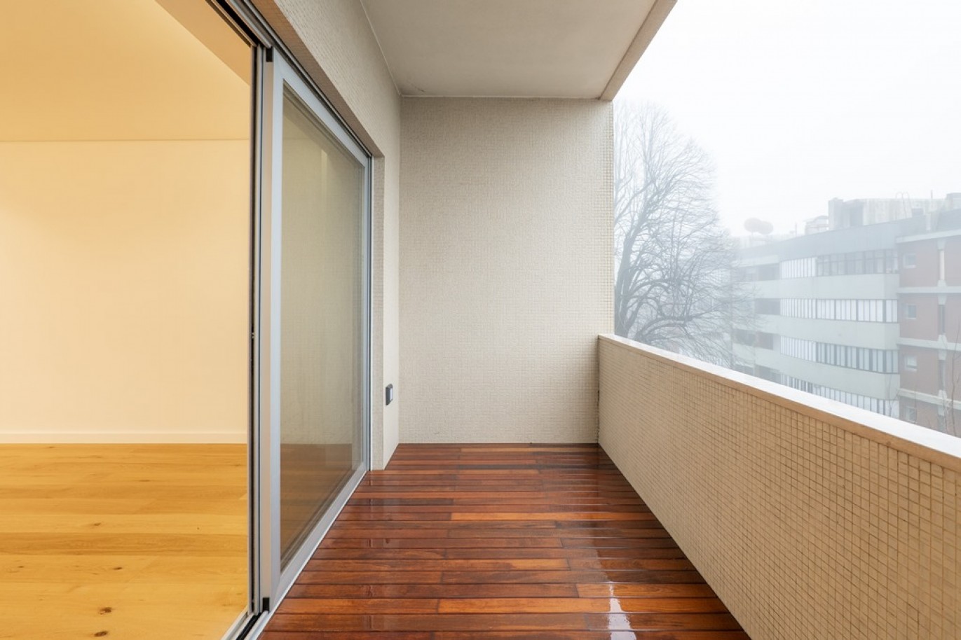 Refurbished 3-bedroom apartment for sale on Boavista in Porto, Portugal_357933