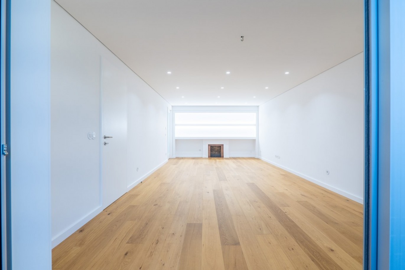 Refurbished 3-bedroom apartment for sale on Boavista in Porto, Portugal_357935