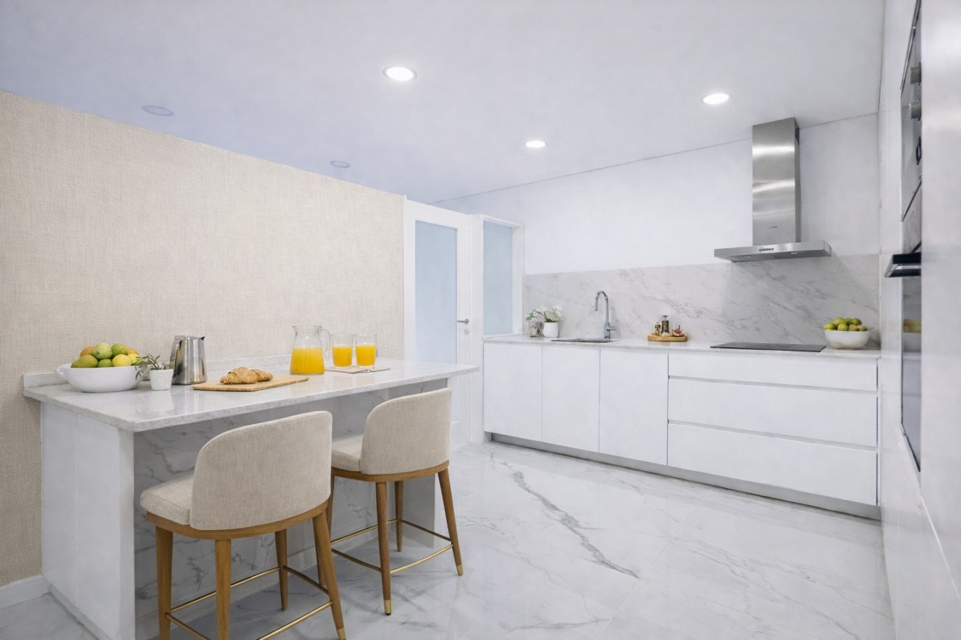 Refurbished 3-bedroom apartment for sale on Boavista in Porto, Portugal_357972