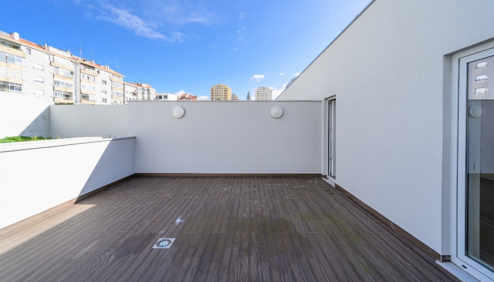 Appartement neuf avec terrasse, à vendre, à Porto, Portugal_358013