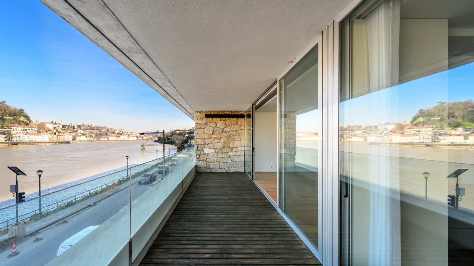 Piso dúplex de 3 dormitorios con balcón y vistas río en Gaia, Portugal_358206