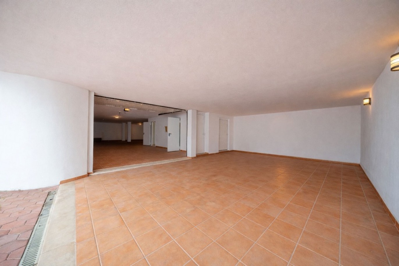 Moradia V3+1 com piscina, à venda em Albufeira, Algarve_358267